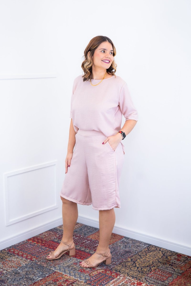 Conjunto Dulce – Blusa Oversized e Bermuda com Bolsos em Linho Light