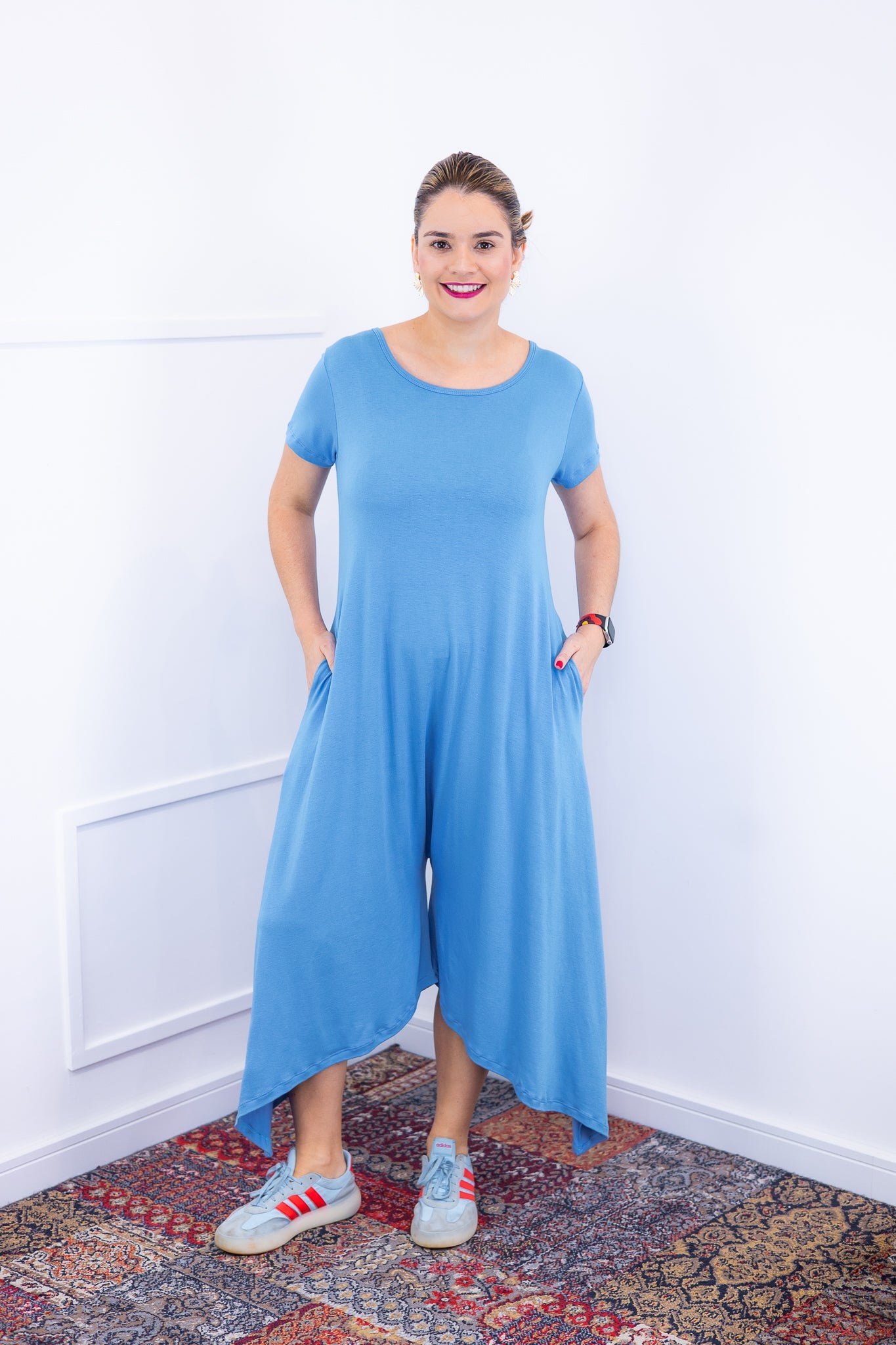 Macacão Origem - Gola Redonda com Barra Triangular em Viscolycra