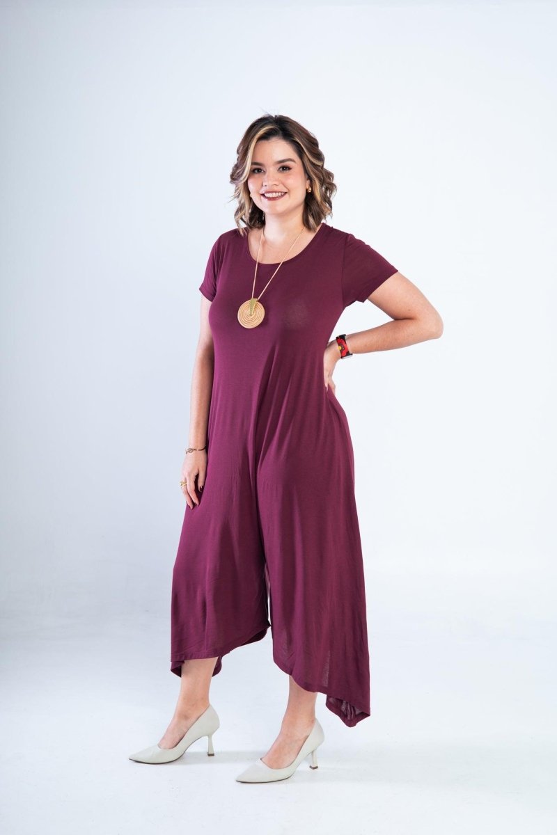 Macacão Origem - Gola Redonda com Barra Triangular em Viscolycra