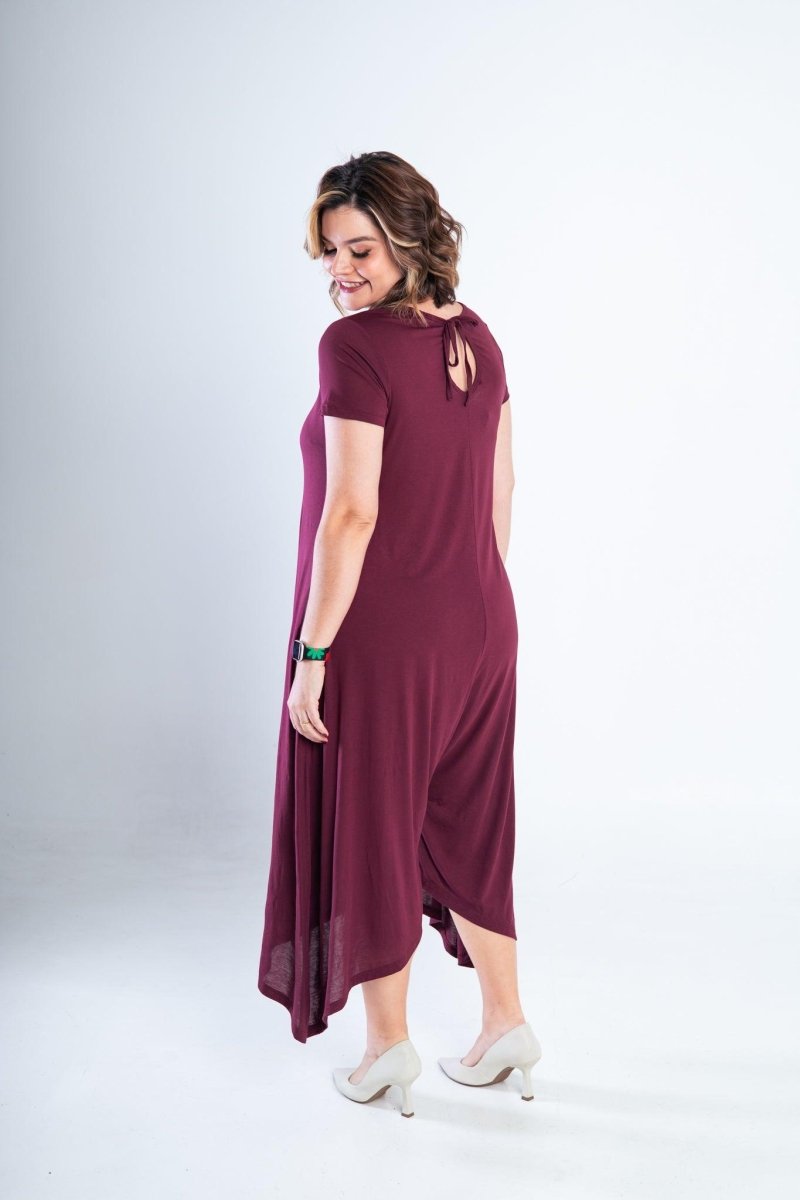 Macacão Origem - Gola Redonda com Barra Triangular em Viscolycra