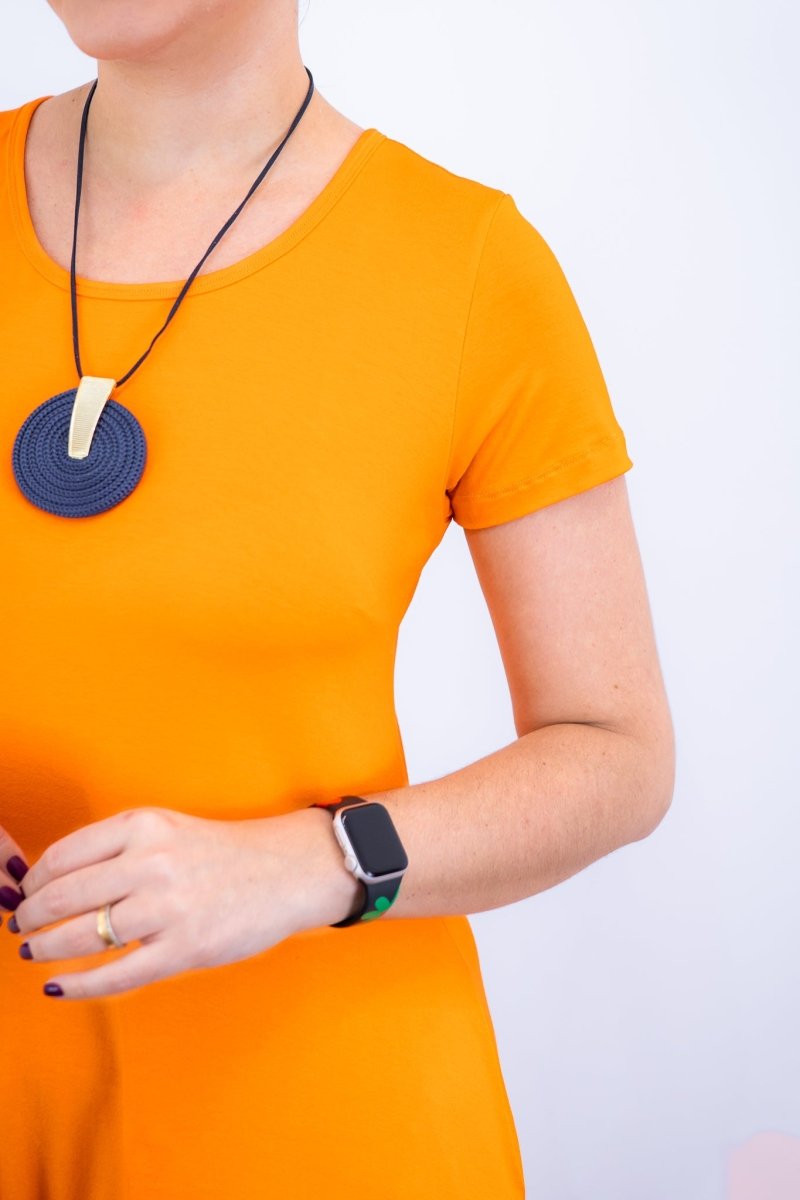 Macacão Origem - Gola Redonda com Barra Triangular em Viscolycra