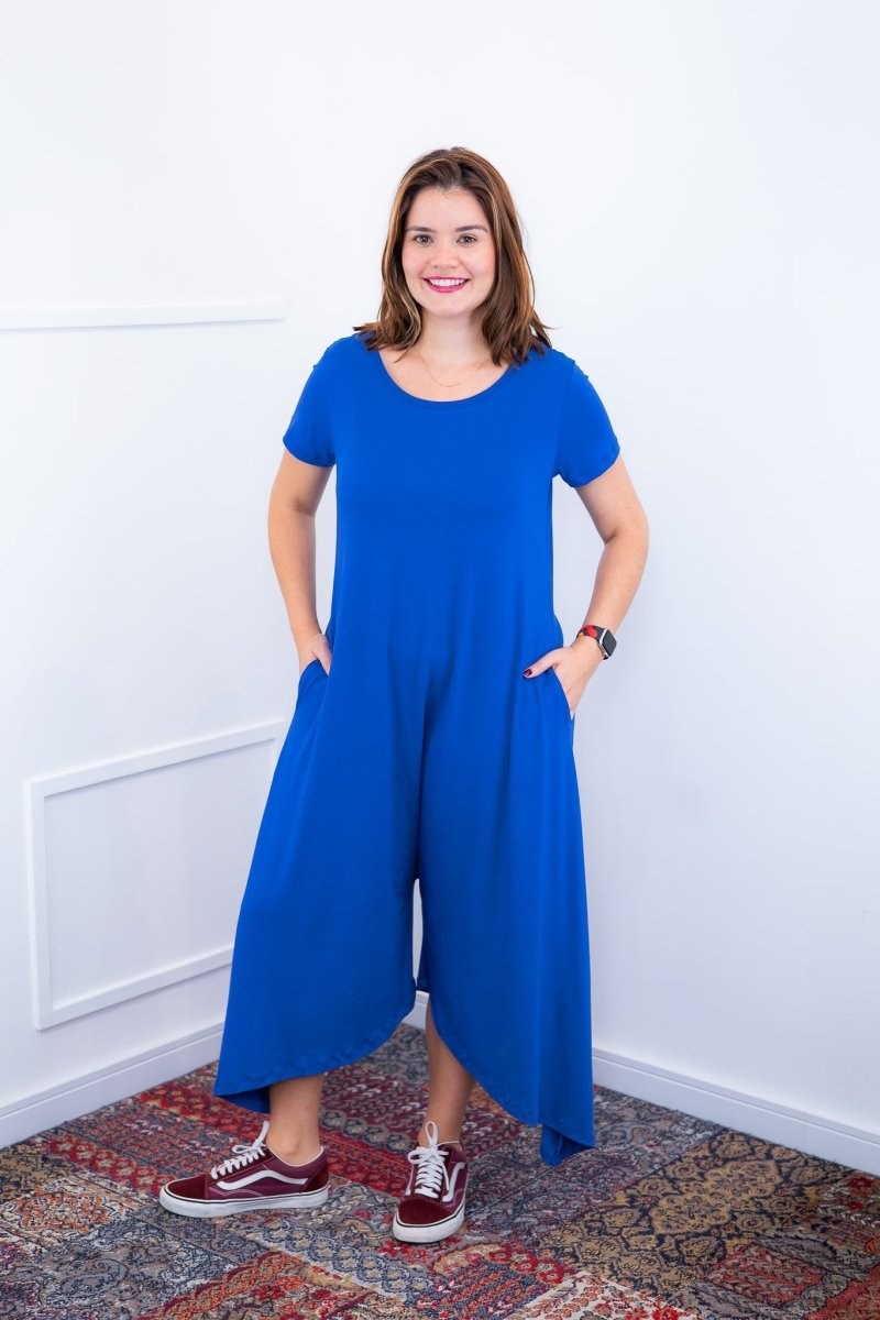 Macacão Origem - Gola Redonda com Barra Triangular em Viscolycra