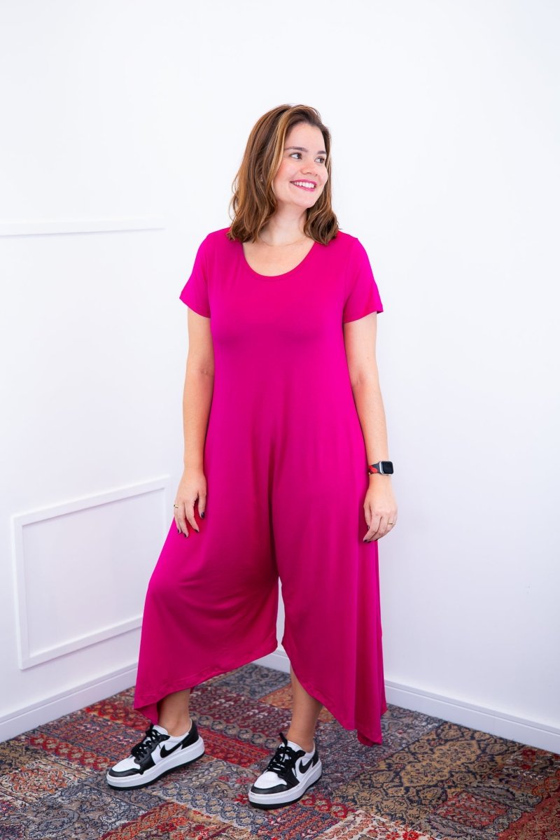 Macacão Origem - Gola Redonda com Barra Triangular em Viscolycra