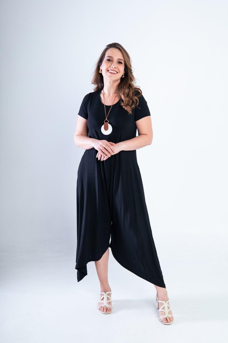 Macacão Origem - Gola Redonda com Barra Triangular em Viscolycra