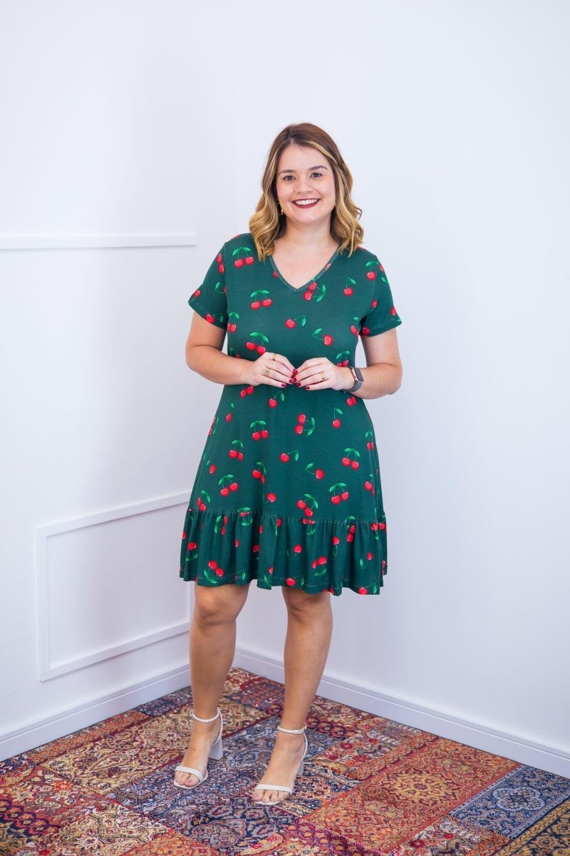 Vestido Verona - Babado Gola V e Manga Curta