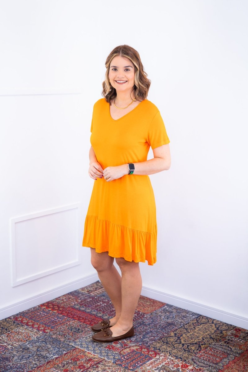 Vestido Verona - Babado Gola V e Manga Curta