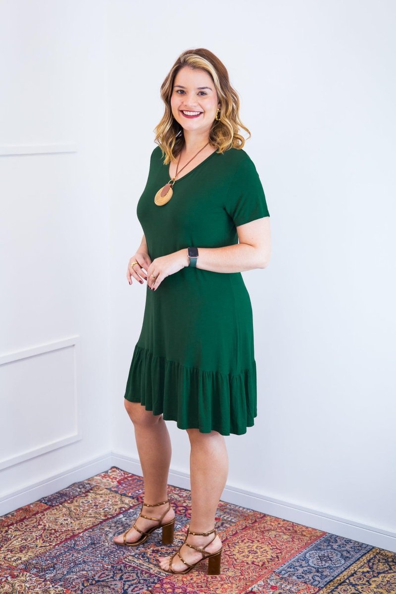 Vestido Verona - Babado Gola V e Manga Curta