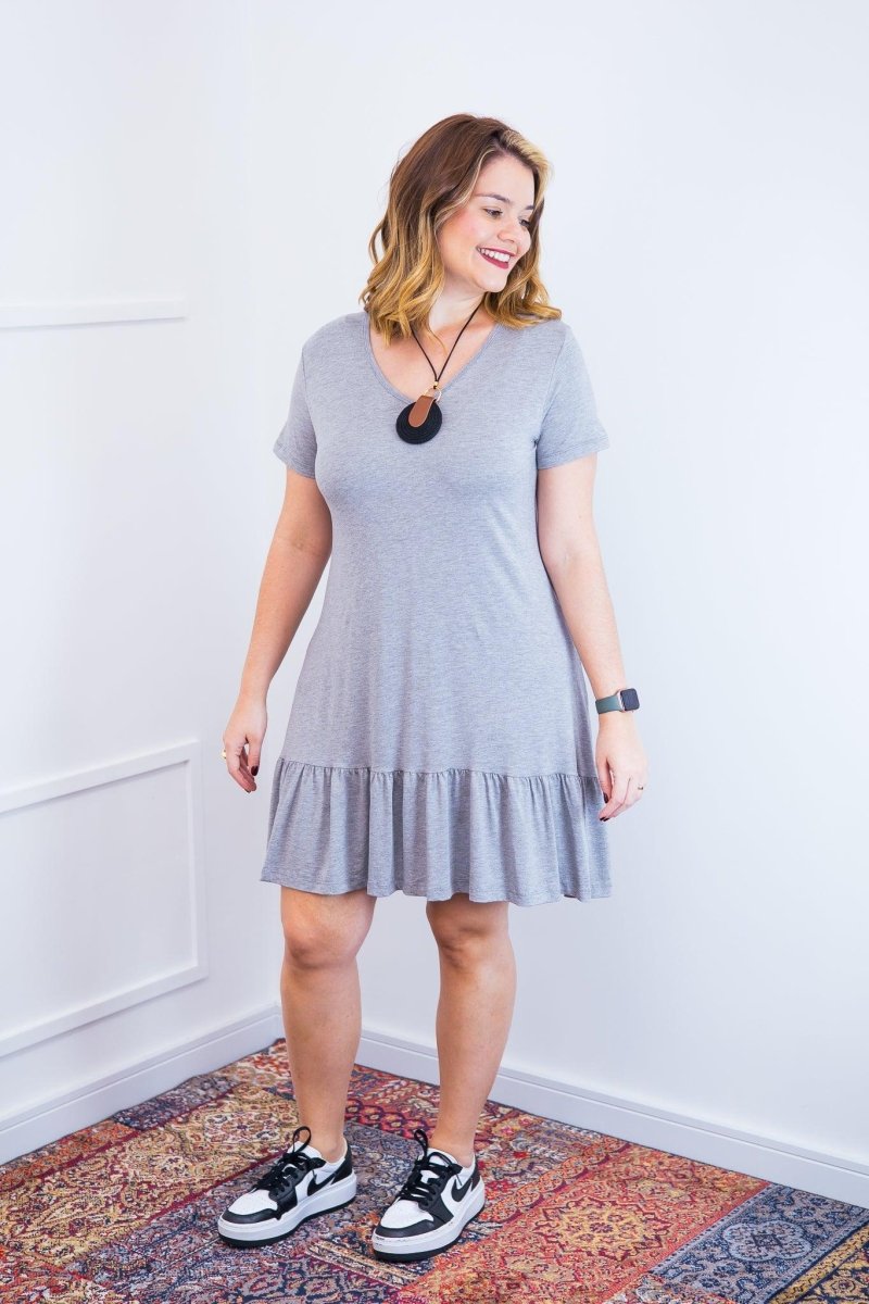 Vestido Verona - Babado Gola V e Manga Curta