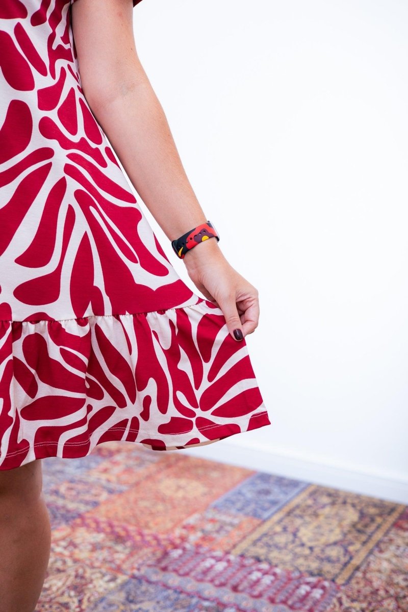 Vestido Verona - Babado Gola V e Manga Curta