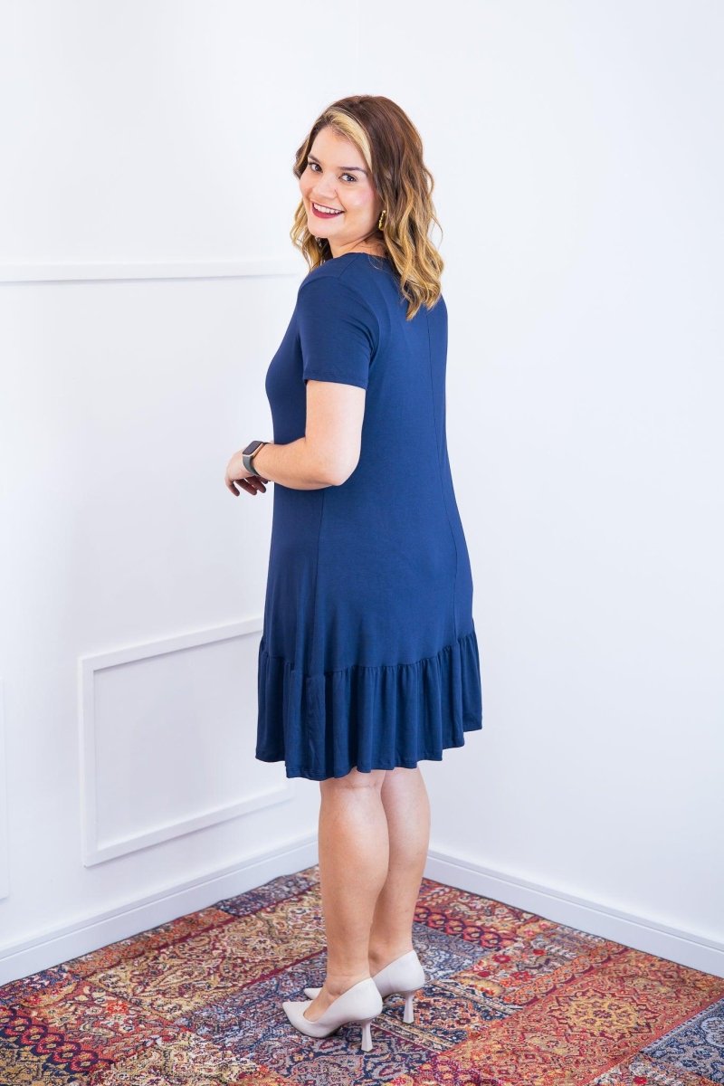 Vestido Verona - Babado Gola V e Manga Curta