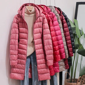 Jaqueta Puffer Feminina Alongada com Capuz e Pluma de Ganso Premium – Pafett