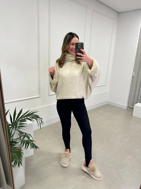 Calça Canelada com Pezinho e blackout