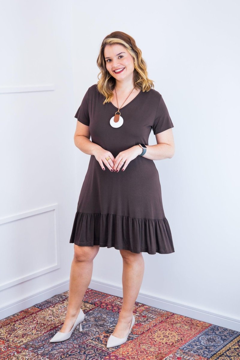 Vestido Verona - Babado Gola V e Manga Curta