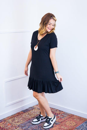 Vestido Verona - Babado Gola V e Manga Curta