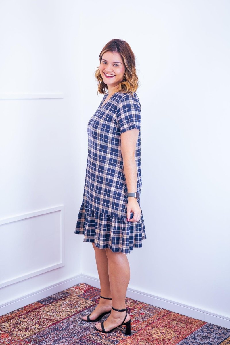 Vestido Verona - Babado Gola V e Manga Curta
