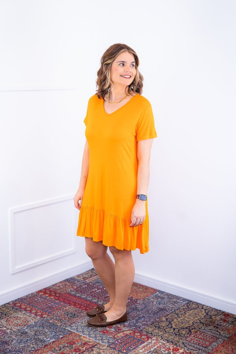 Vestido Verona - Babado Gola V e Manga Curta
